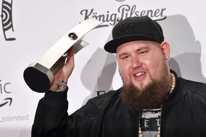 Künstler international und Newcomer international: Rag 'n' Bone Man ("Human")