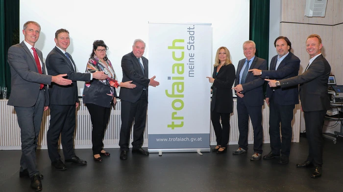 Am 1. Jänner 2013 wurde aus den drei Gemeinden Gai, Hafning und Trofaiach die gemeinsame "Stadt Trofaiach". Dieses Jubiläum wurde nun unter anderem mit den beiden ehemaligen Landeshauptmännern Hermann Schützenhöfer (4. v. l.) und Franz Voves (2.v.r.) gefeiert.