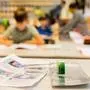 Weil die Infektionszahlen sinken, wird nach Ostern in den Schulen auch die Testhäufigkeit reduziert