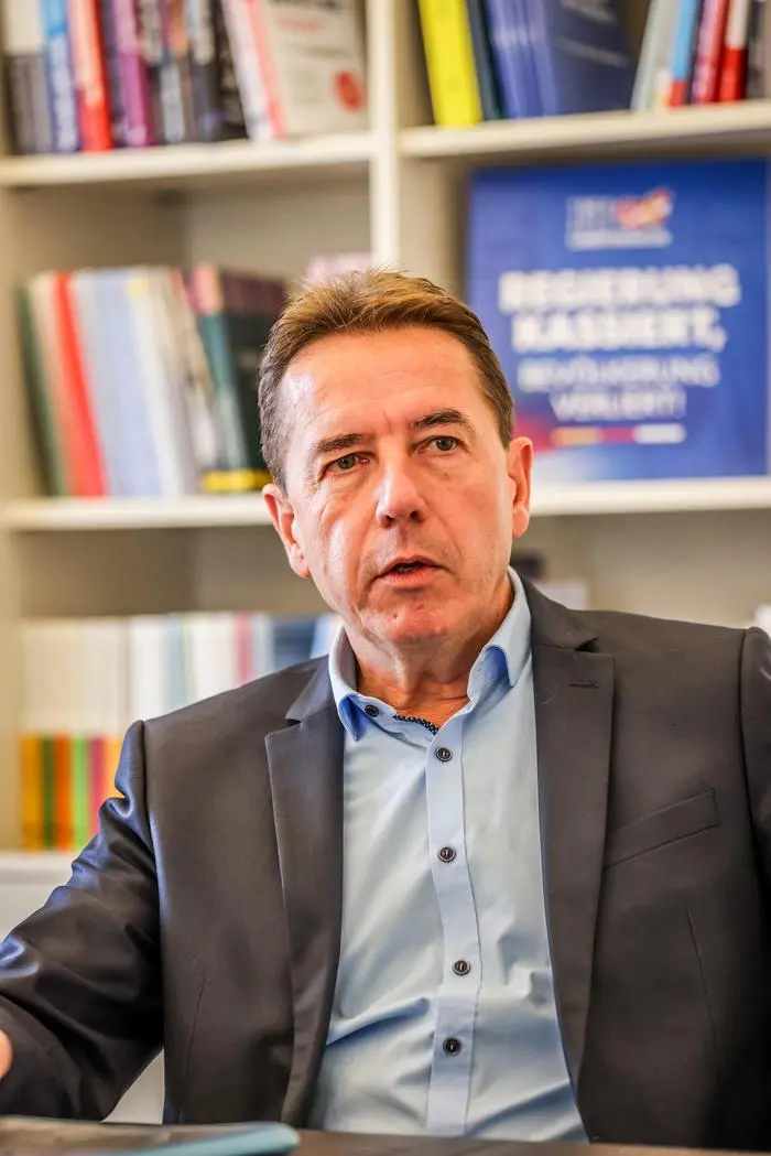 Erwin Angerer Landesparteiobmann der FPÖ in Kärnten Abgeordneter zum Kärntner Landtag