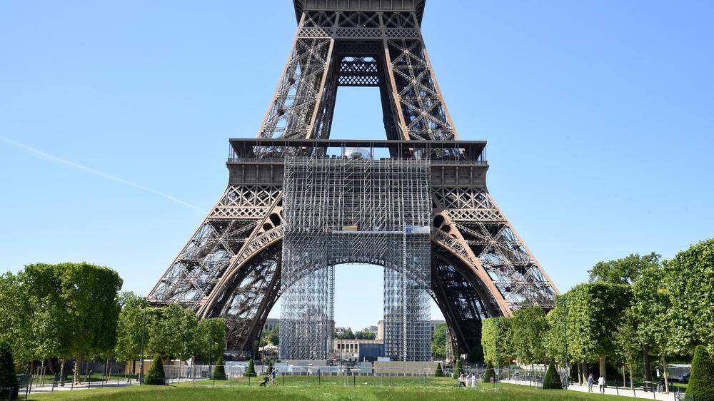 Der Eiffelturm weist mittlerweile 68 „kritische Mängel“ auf. 