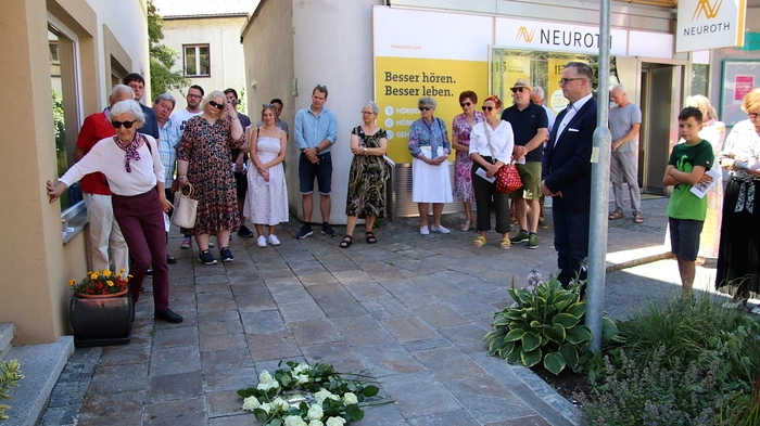 Am Sonntag, dem 3. Juli 2022, wurden in Köflach die ersten beiden Stolpersteine für Opfer des Nationalsozialismus im Bezirk Voitsberg verlegt.
