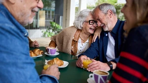 Es spielt eine Rolle, wie man in jüngeren Jahren dem eigenen Altern gegenübersteht. Wer eine negative Einstellung zum Alter hat, ist tendenziell später auch weniger gesund.