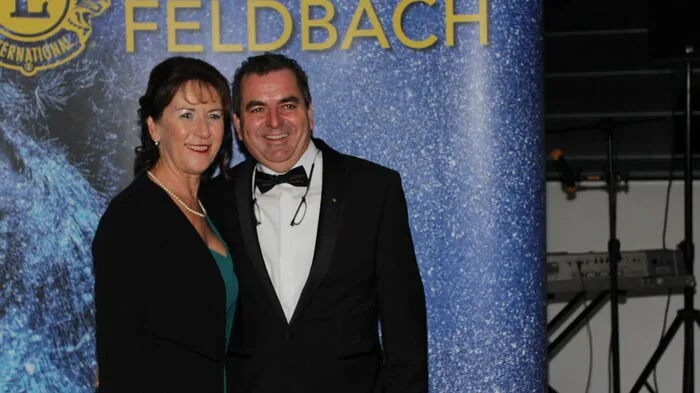 In der Fotoecke wurden die Ballgäste fotografiert.