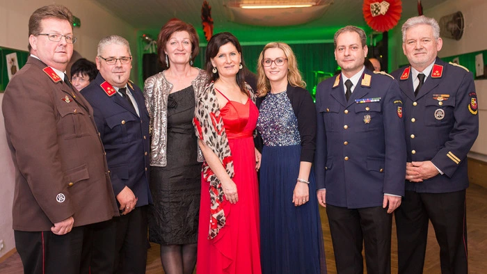 Die Kameraden der Freiwilligen Feuerwehr St. Andrä luden am Samstag unter dem Motto "Rien ne va plus - nichts geht mehr" zum alljährlichen Ball ins Gasthaus Deutscher.