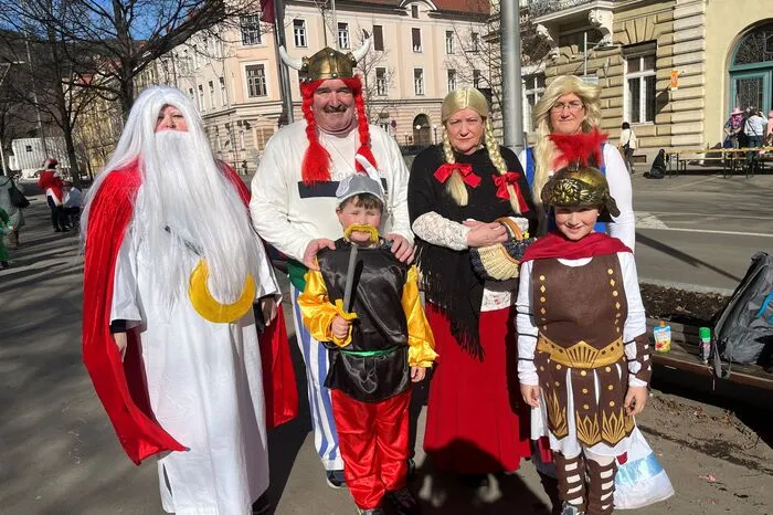 Die Kostüme ließen die Fantasie und die Kreativität der Faschingsnarren durchblitzen.