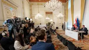 Pressefoyer nach dem Ministerrat