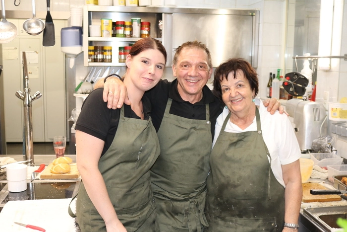 Gastronom Michael Friesacher sorgte mit seinem Team für kulinarische Köstlichkeiten aus der Küche.