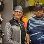 Oliver Baier und sein Freund Günther Lainer ließen sich bei Fahrrad More in Spittal beraten
