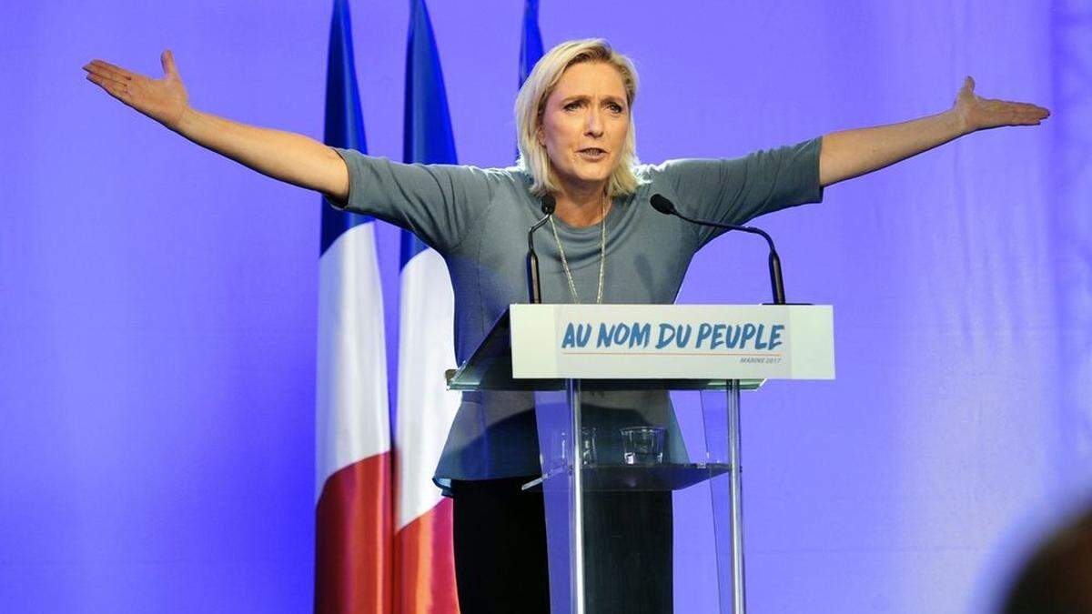Le Pen legt den Vorsitz ihrer Partei nieder