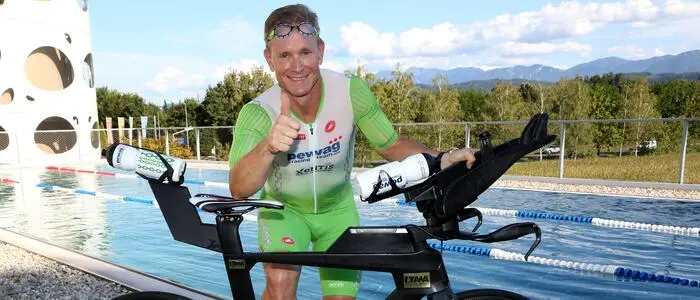 Jürgen Seifried gibt seine Erfahrungen aus dem Triathlon an Arbeitnehmer mit körperlicher Anstrengung weiter