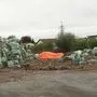 Plastikballen voller Abfall in Werndorf, viele sind schon aufgerissen.