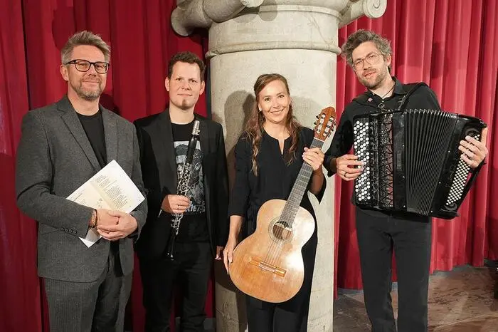 Klicken Sie sich durch die restlichen Bilder der Fotoserie!