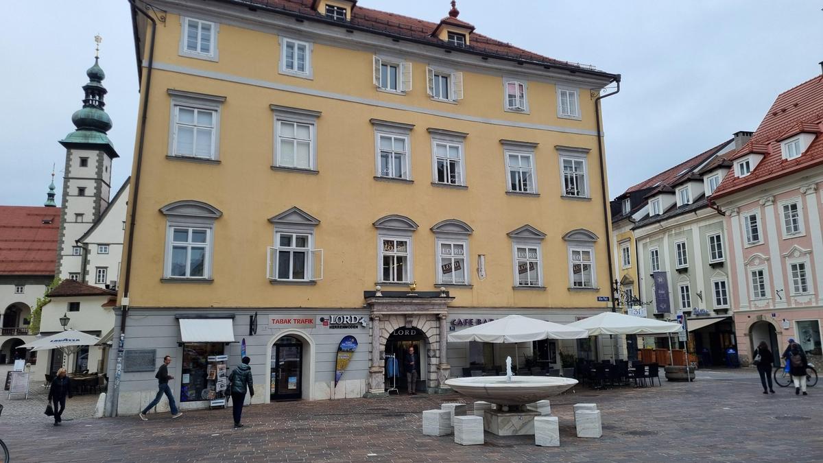 Das „Haus zur Goldenen Gans“ gilt als ältestes erhaltenes Gebäude Klagenfurts