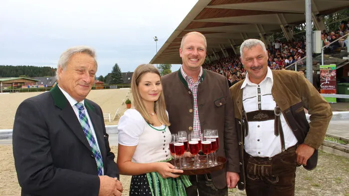 Zur Herbstparade wurde in die Arena des Gestütes Piber geladen.