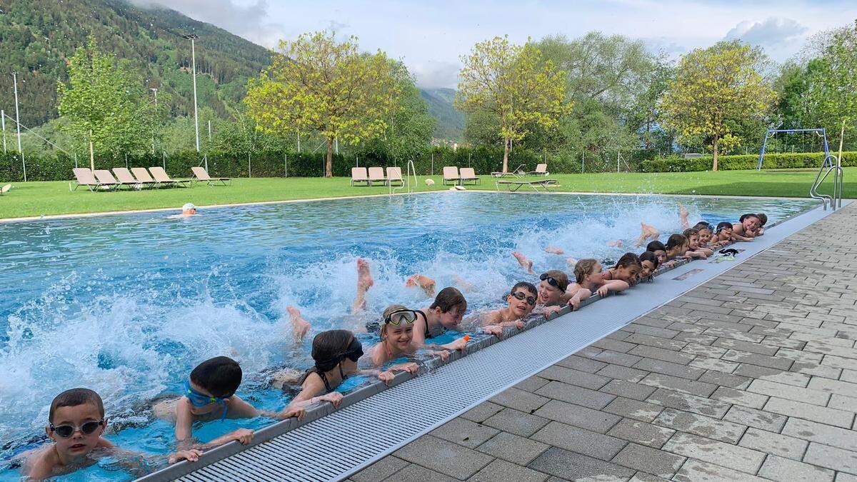 Kärnten ist Vorreiter beim Ziel, Kindern das Schwimmen beizubringen