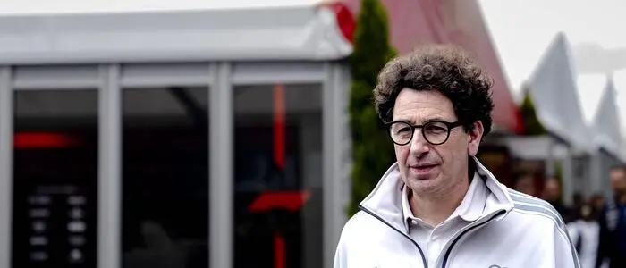 Mattia Binotto steht wieder in der ersten Reihe