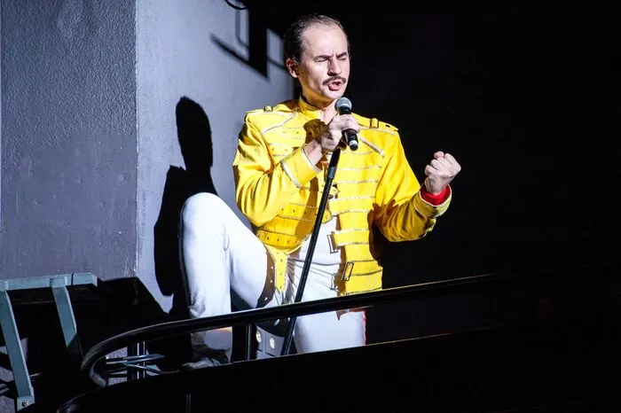 Durch die Preis-Verleihung im Grazer Orpheum führte rotzfrech musikalisch Austrofred