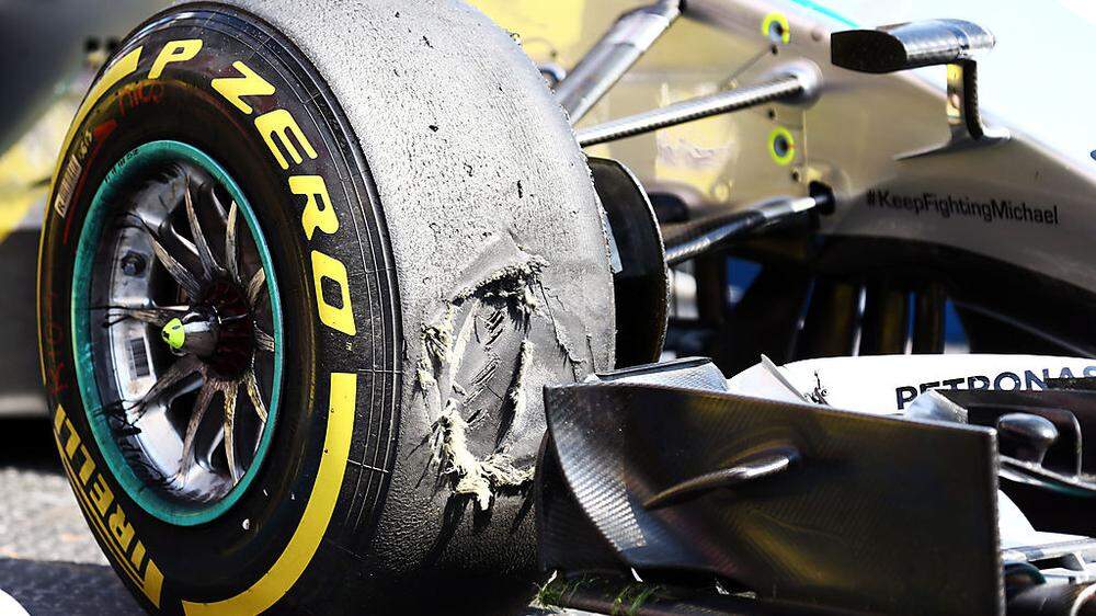 Rosbergs zerfetzter Reifen in Spa