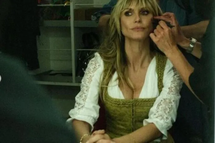 Heidi in der Maske