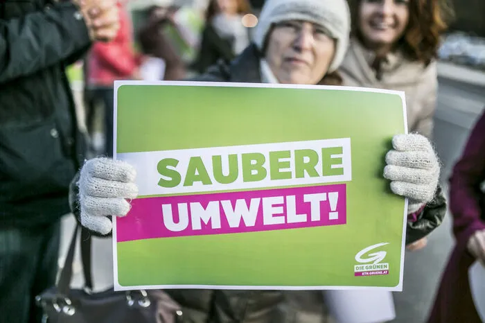 Laut Mondi "wird seit mehreren Monaten in enger Kooperation mit der Technischen Universität Graz an einem Messkonzept gearbeitet." Ziel dieser Maßnahme ist es, noch schneller an weitere Daten zur Luftgütemessung zu gelangen. Dafür wird ein Standortkonzept für einen neuen Messcontainer entwickelt.