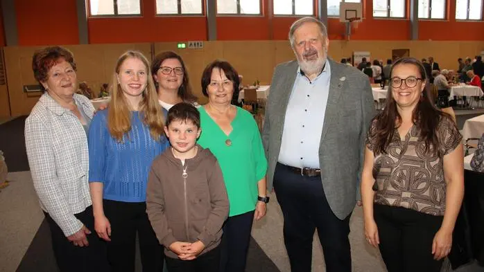 Bereits zum zweiten Mal luden Hugo Orgl sowie Petra und Edwin Reiter vom Verein KuMo-Kultur Mooskirchen zum „Frühstück für alle“ ein.