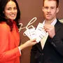 Anna Sternath und Dominikus Craigher mit der Kreation