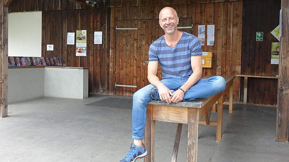 Leidenschaft: In der Tenne bei Schloss Burgstall stand Simon Hatzl erstmals auf der Bühne