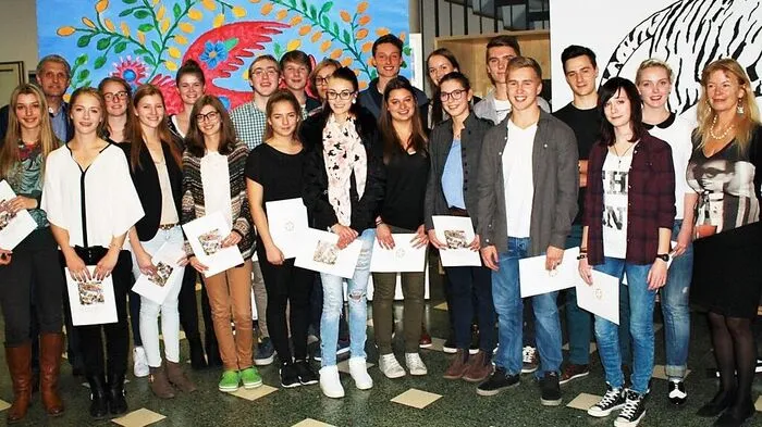 Nach fleißigem Lernen, haben sie es geschafft: Gymnasiasten erhielten das Cambridge-Zertifikat 