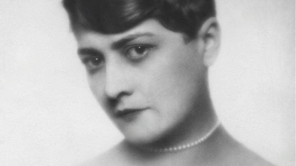 Lilly Dillenz war Schauspielerin und Flugpionierin