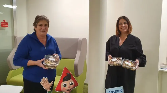 Die Steiermärkische Sparkasse Leibnitz mit Filialleiterin Sabine Gritsch unterstützte die Benefizkeksaktion maßgeblich.