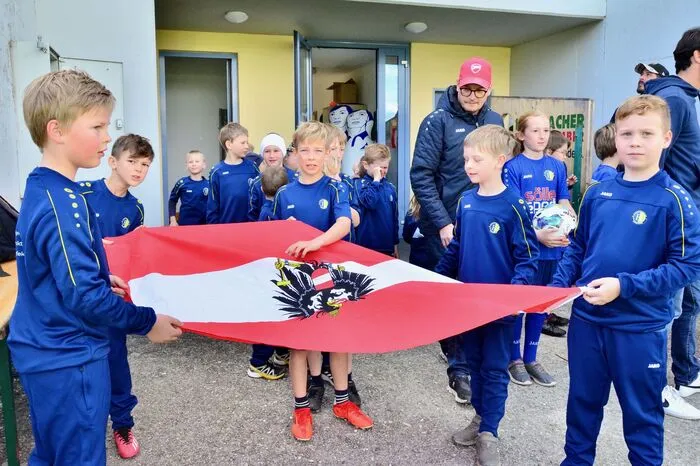 Klicken Sie sich durch das Spiel ...