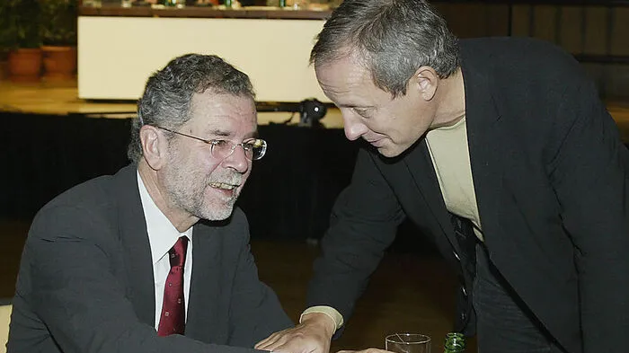Ungewöhnliche Symbiose: Peter Pilz schrieb seine Dissertation bei Alexander Van der Bellen. Pilz holte später den heutigen Bundespräsidenten in die Politik