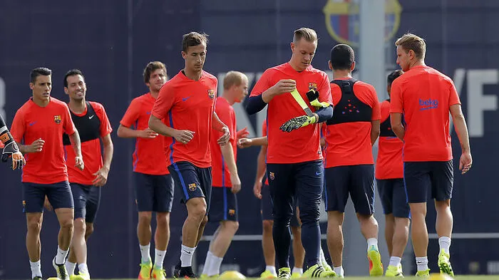 Marc Andre ter Stegen (2. von rechts)