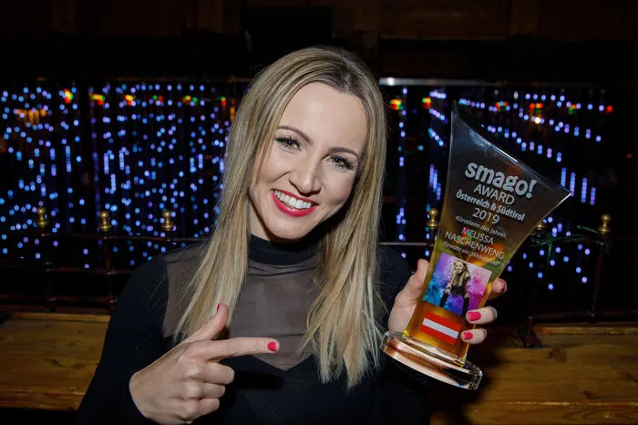 Durchstarterin Melissa Naschenweng bekam den Award als "beste Künstlerin"