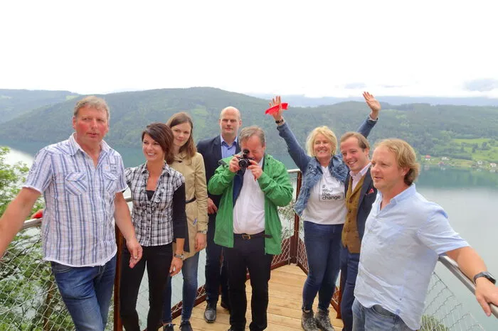 Klicken Sie sich bitte durch die weiteren Bilder!