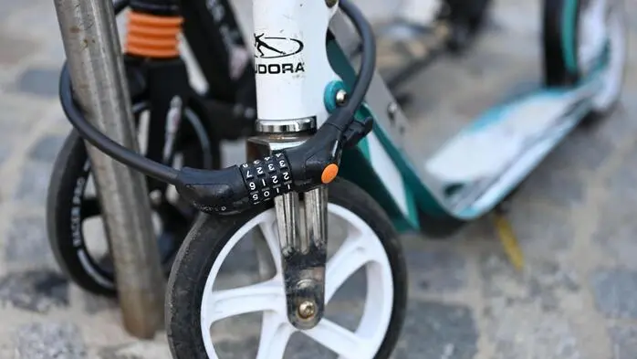 E-Scooter sind das persönliche Feindbild des Angeklagten