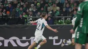 Alexander Prass traf traumhaft