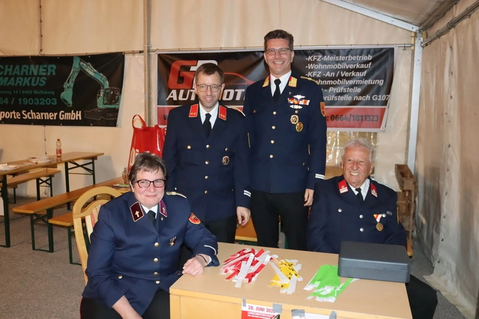 Der Kommandant der FF Wolfsberg Christoph Gerak freute sich mit seinen Kameraden über den ausgesprochen guten Besucherandrang.