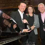 Opernsänger Piotr Beczala mit Andrea und Alfred Riedl