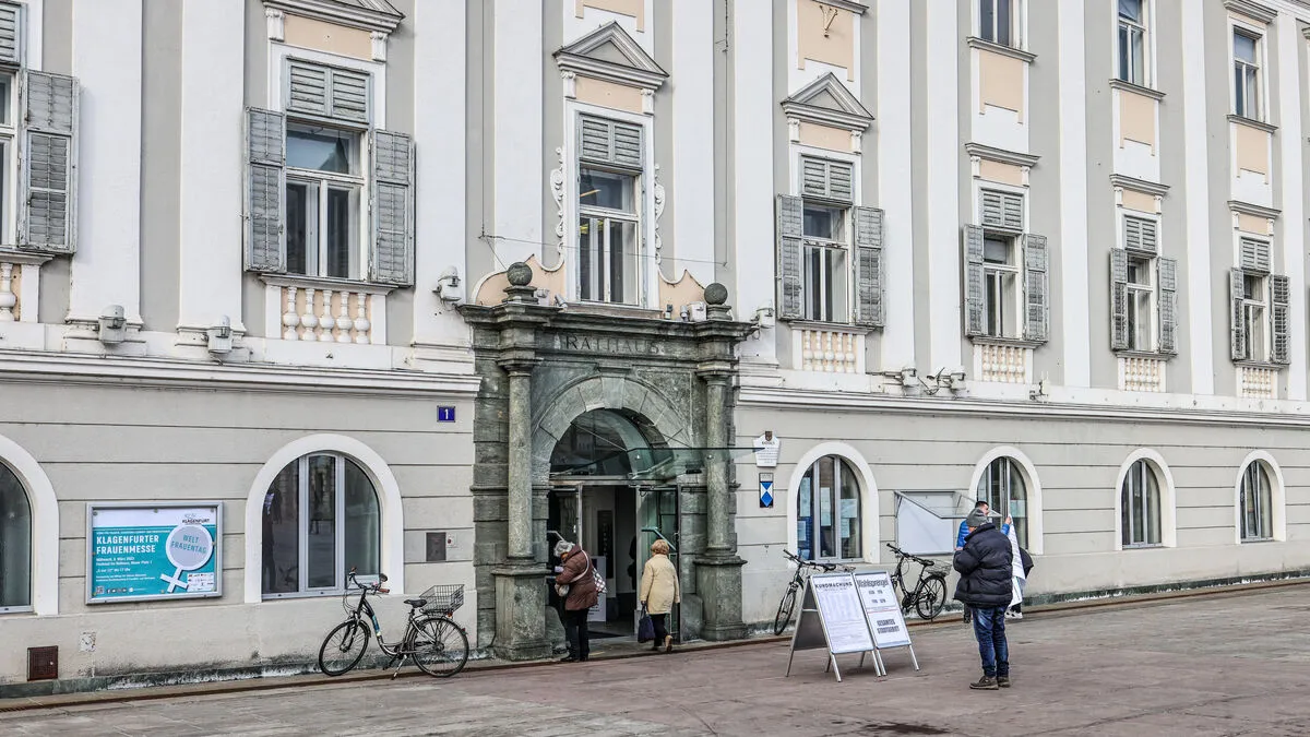 Im Rathaus betreibt man seit Kurzem ein Videoportal