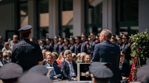In Laßnitzhöhe wurden 101 neue Polizistinnen und Polizisten feierlich ausgemustert