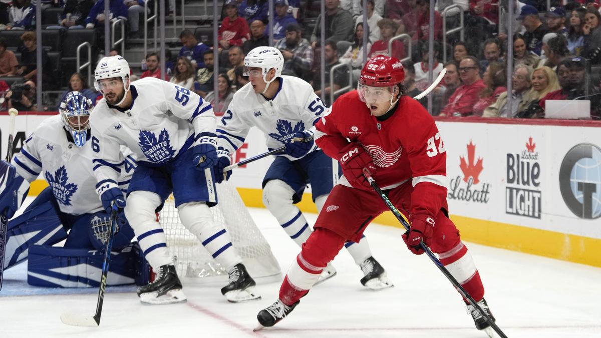 Marco Kasper könnte Samstag (20 Uhr MEZ) sein Saisondebüt im Red Wings-Dress feiern