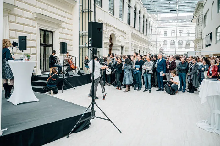 Die Eröffnungsfeier fand im neuen Foyer statt