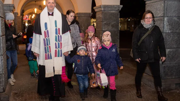 Rabimmel-Rabammel-Rabumm! Im Klagenfurter Dom wurde am 10. November das Martinsfest gefeiert.