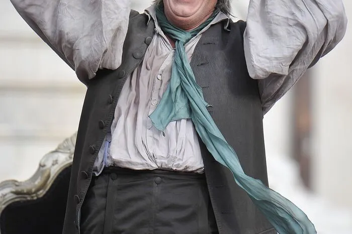 Keiner starb in jüngerer Vergangenheit so viele Jahre auf dem Domplatz wie Peter Simonischek: Der Burgtheatermime und Filmstar ("Toni Erdmann") schlüpfte von 2002 bis 2009 in die Rolle des Jedermann.