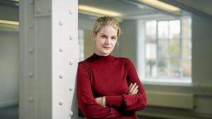 Charlotte Stix ist Forscherin und Policy Officer im Bereich Künstliche Intelligenz des Leverhulme Zentrum für die Zukunft der Intelligenz an der Universität Cambridge. Am 4. Juni referiert sie bei den „Styria Ethics“ zum  Thema Artificial Intelligence