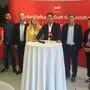 Kurt Wallner (4. v. r.) ergriff die Initiative für Michael Schickhofer