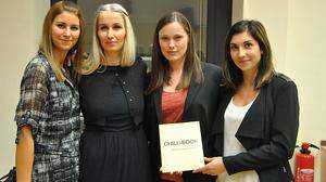 Von links: Claudia Weichbold-Prise, Patrizia Osti, Kerstin Klade und Daniela Herceg bei der Präsentation des "Chill-Book" in der Musikschule "tonART"