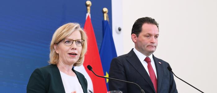 Umweltschutzministerin Leonore Gewessler (Grüne) und Landwirtschaftsminister Norbert Totschnig (ÖVP) 